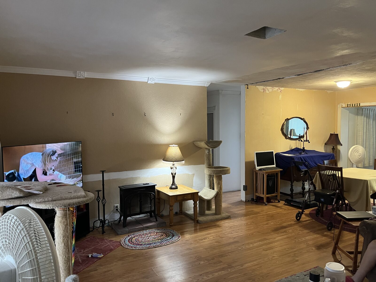 Living area before renovation at 800 SE 13th Ct in Deerfield Beach Florida